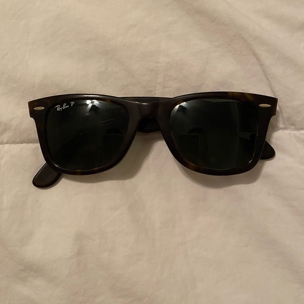 Ray-Ban Tortoise Wayfarer-POLARIZED